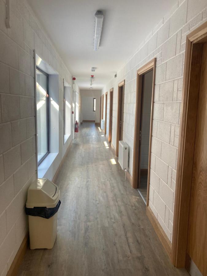 Хостел Achill Surf Centre Bellanasally Экстерьер фото