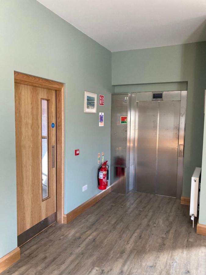 Хостел Achill Surf Centre Bellanasally Экстерьер фото