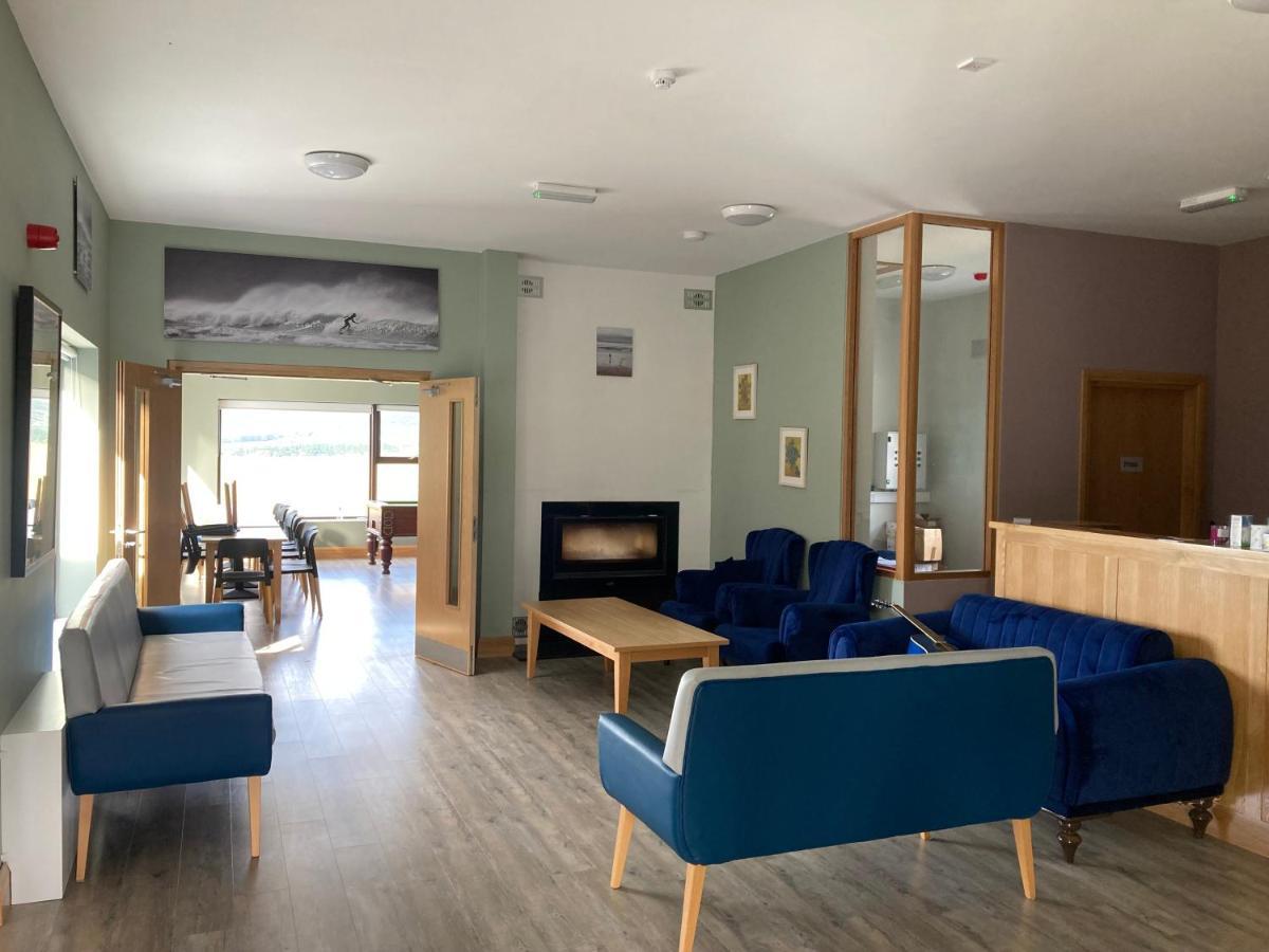 Хостел Achill Surf Centre Bellanasally Экстерьер фото