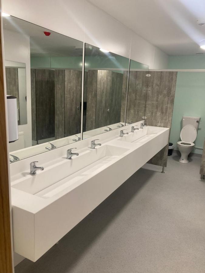 Хостел Achill Surf Centre Bellanasally Экстерьер фото